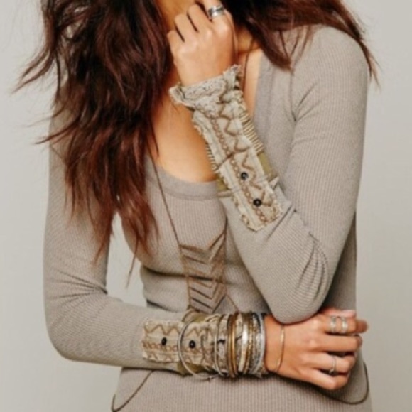 Free People Tops - ❌SOLD ❌ Free People Mushroom Kyoto Cuff Thermal